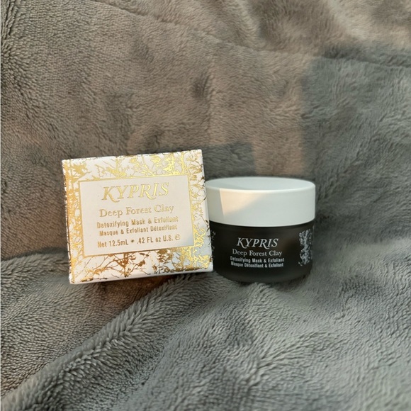 kypris Other - Deep Forest Clay Mask - Black and White